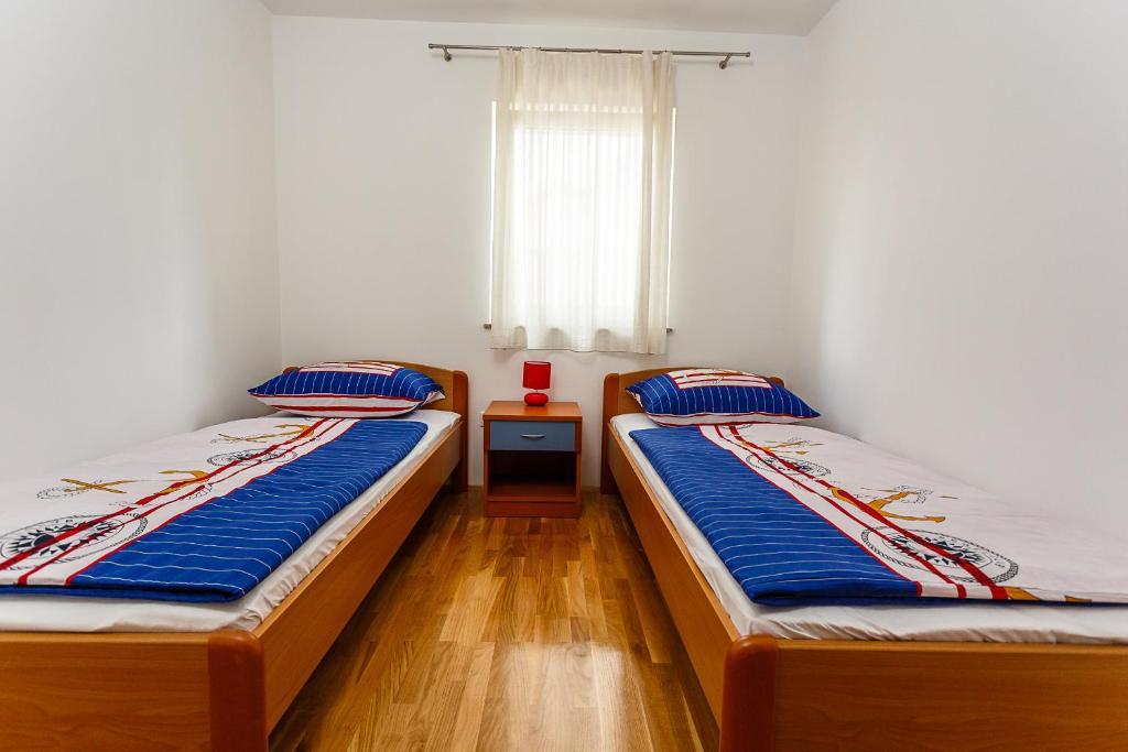 Apartments Mare & Mons Deluxe مالينسكا الغرفة الصورة